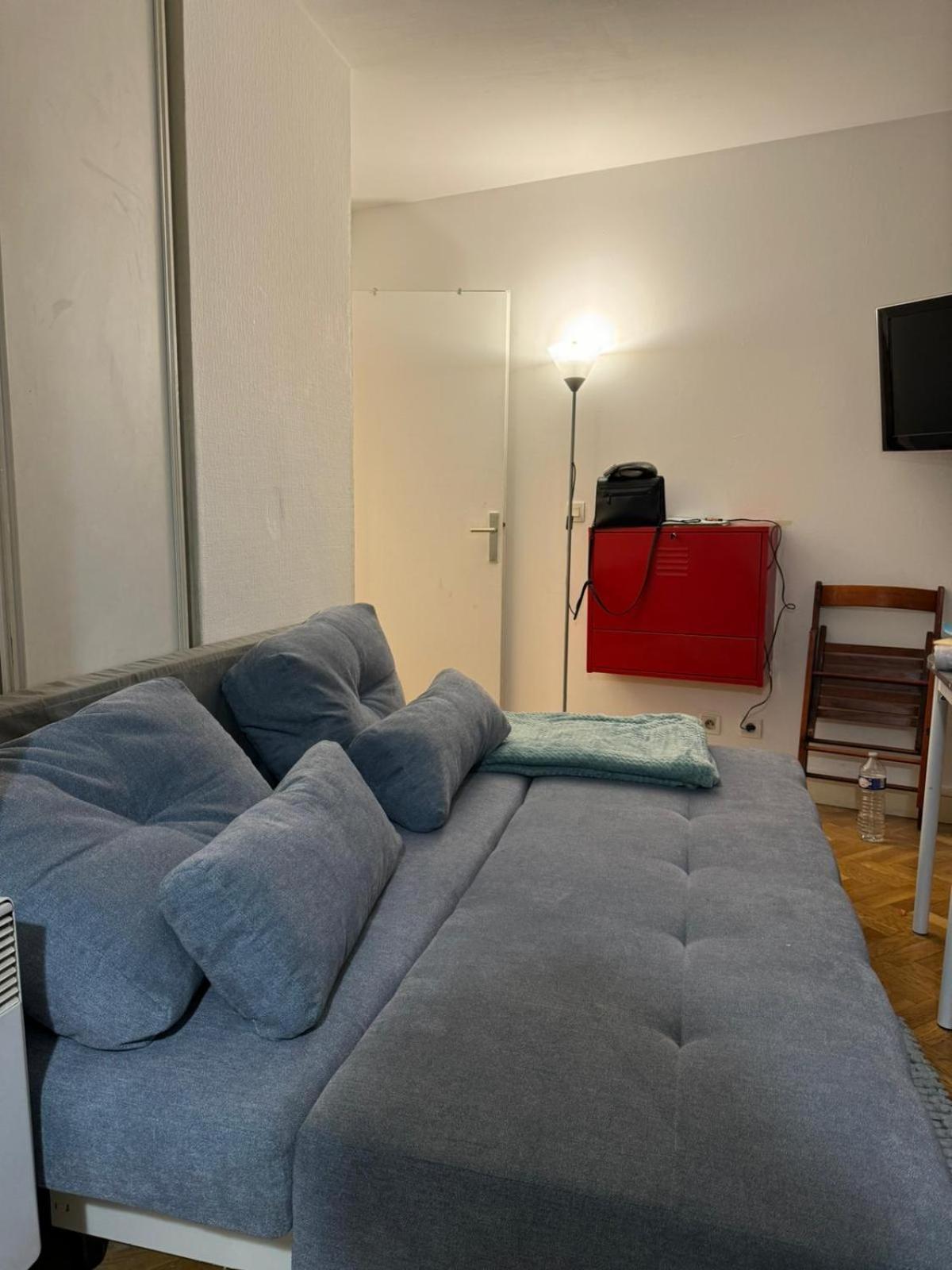 Kremlin-Bicetre Apartment Le Kremlin-Bicetre ภายนอก รูปภาพ